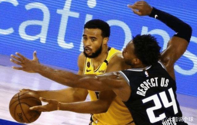 {六合彩}(湖人季前赛回放)